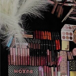 Lip Kit Collection - Assorted Pink and Nude Shades